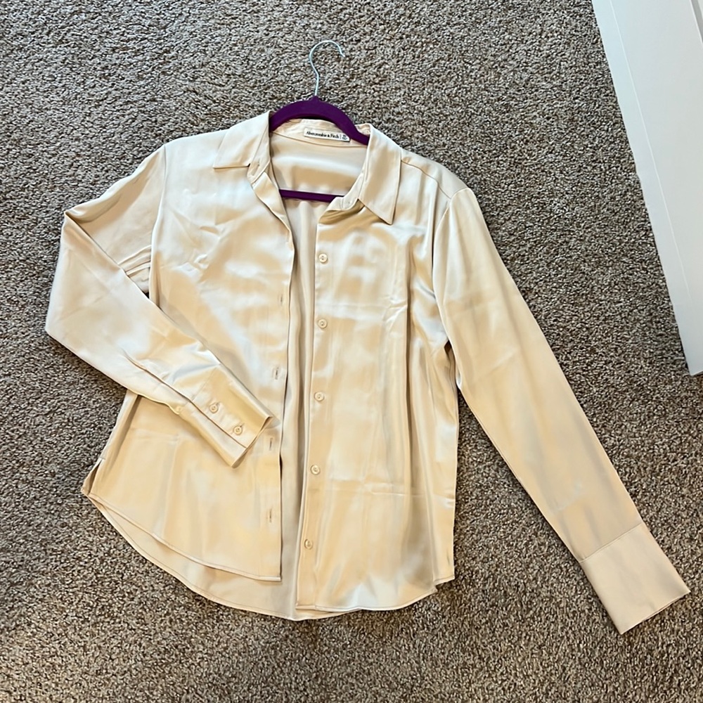 Abercrombie & fitch satin button up